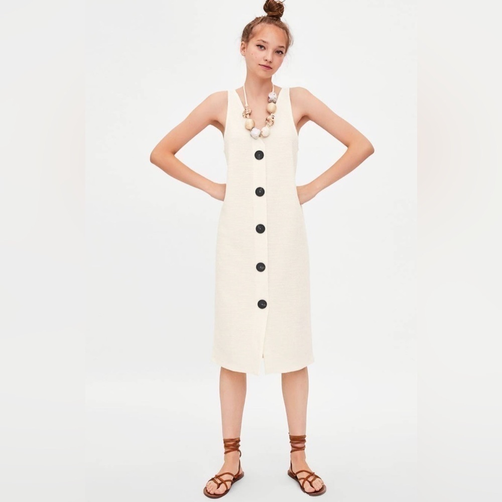 ZARA TRAFALUC Chunky button knit dress